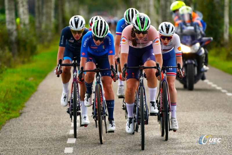 2023 UEC Road European Championships - Drenthe - Under 23 Women?s Road Race - Coevorden - Col Du VAM 108 km - 22/09/2023 - Ilse Pluimers (Netherlands) - Gaia Masetti (Italy) - photo Massimo Fulgenzi/SprintCyclingAgency?2023